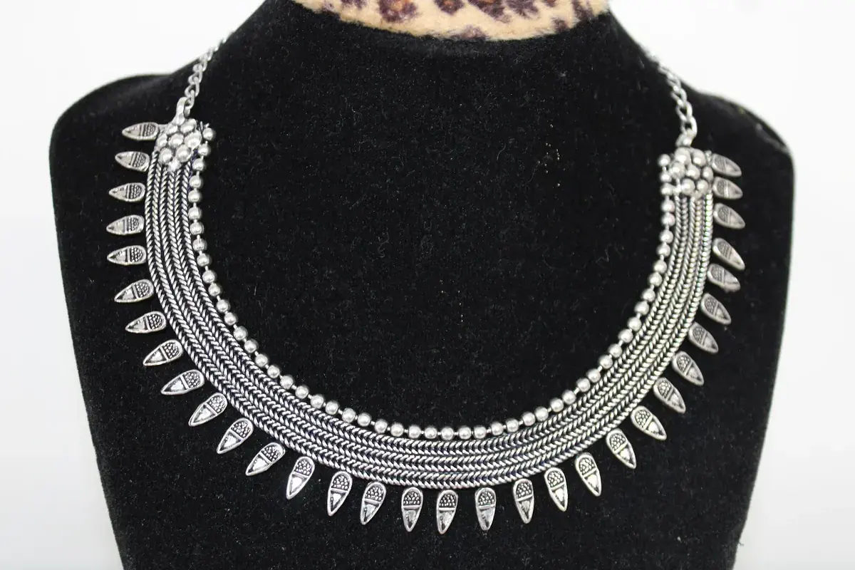 Spike Fringe Collar Necklace