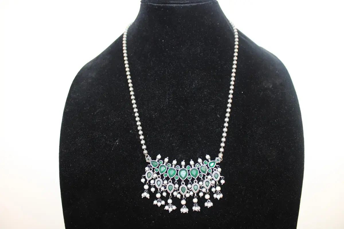 Green Stone Pearl-Drop Pendant Set